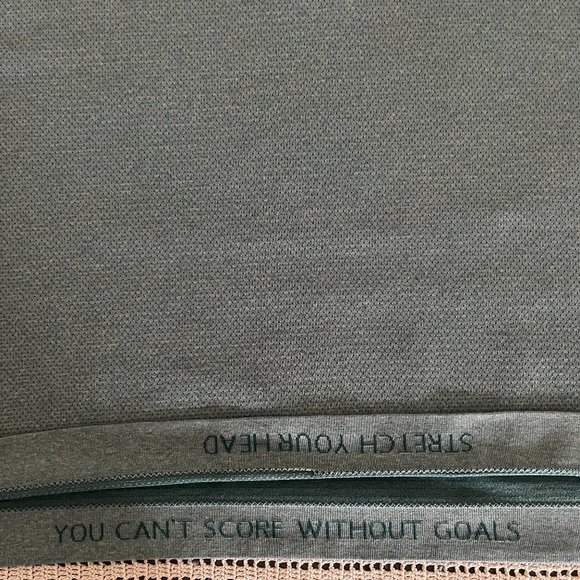 Lululemon Metal Vent Tech Long Sleeve men’s large teal rare - Picture 12 of 12